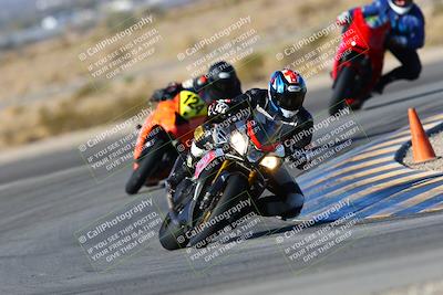 media/Jan-09-2022-SoCal Trackdays (Sun) [[2b1fec8404]]/Turn 11 (935am)/